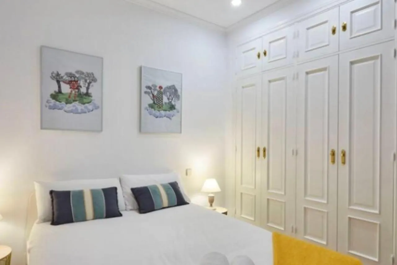 Apartamento Familiar En Madrid contacts